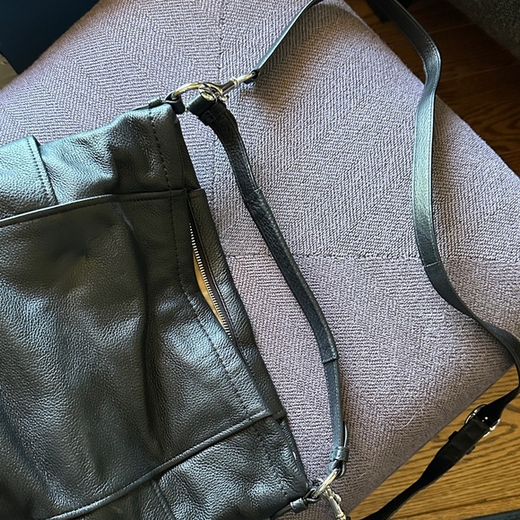 Coach Black Leather Shoulder Bag - Picture 3 of 6